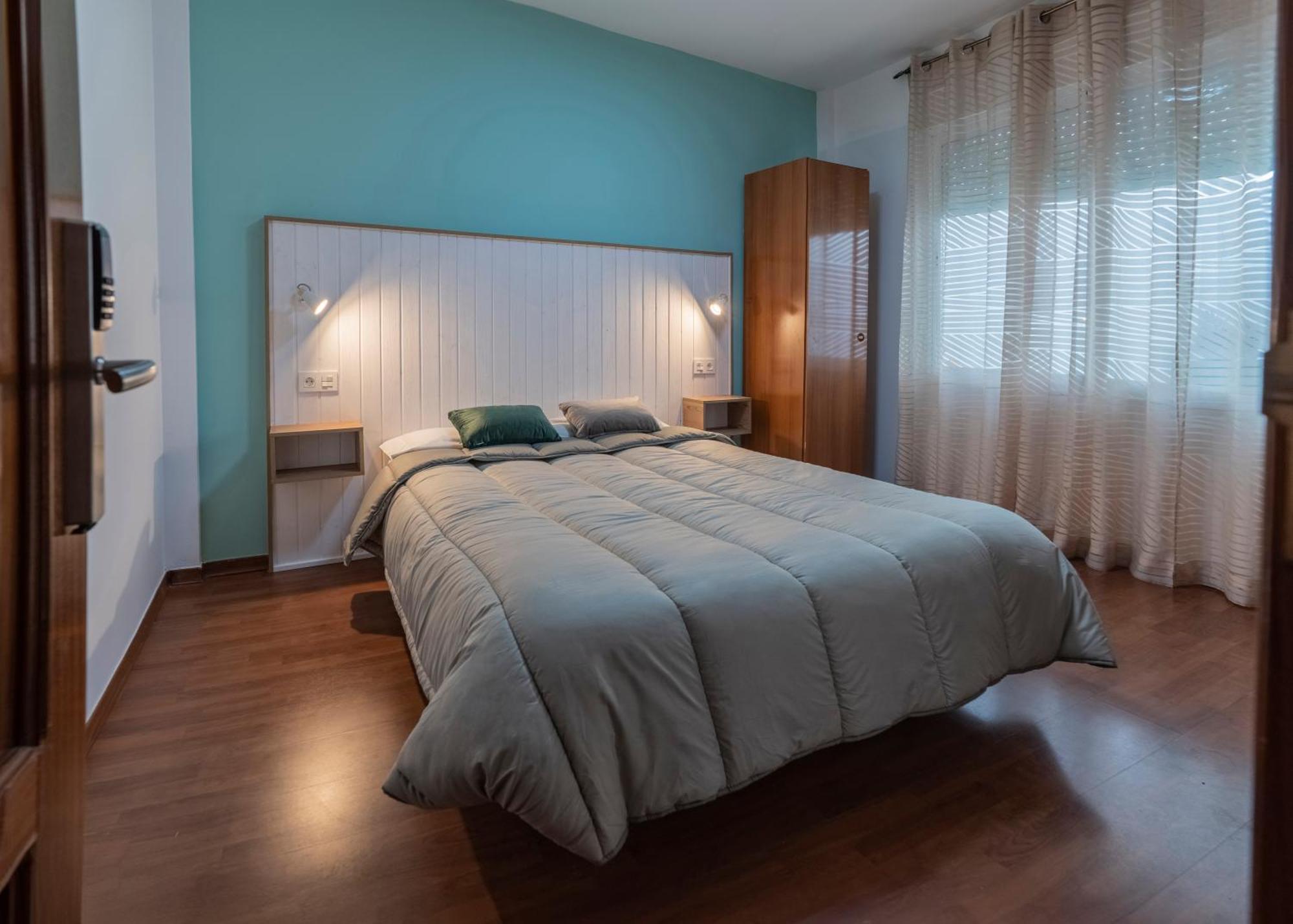 Hostal Julio Cesar La Virgen del Camino Eksteriør bilde