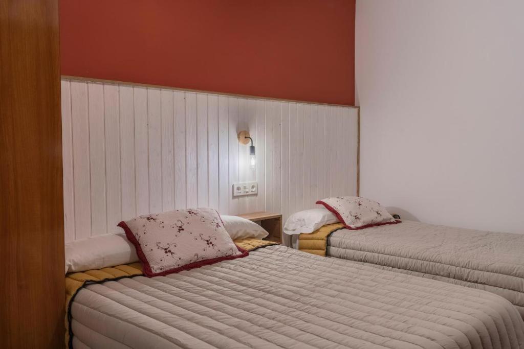 Hostal Julio Cesar La Virgen del Camino Eksteriør bilde